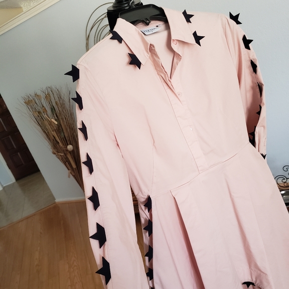 Dress - Picture 2 of 4